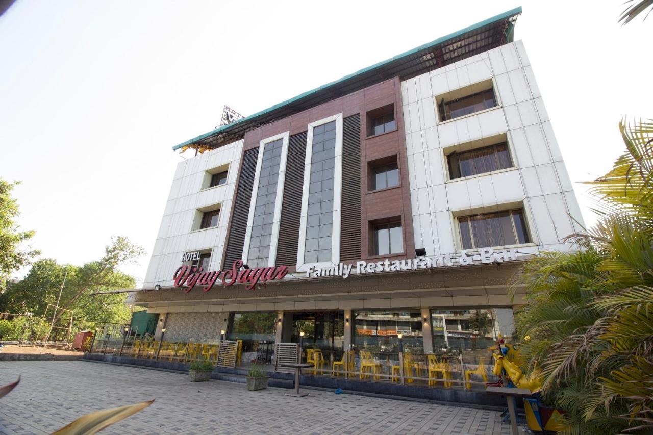 Oyo 37193 Vijay Sagar Deluxe Hotel - Mumbai — Photos 1